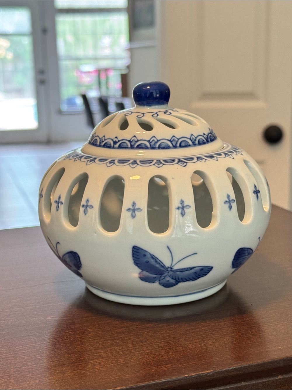 Vintage Chinese Blue & White Reticulated Porcelain Potpourri Jar